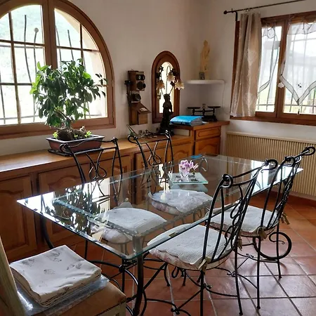 Domyv'loup Entrevaux