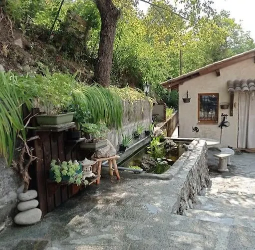 Domyv'loup * Entrevaux